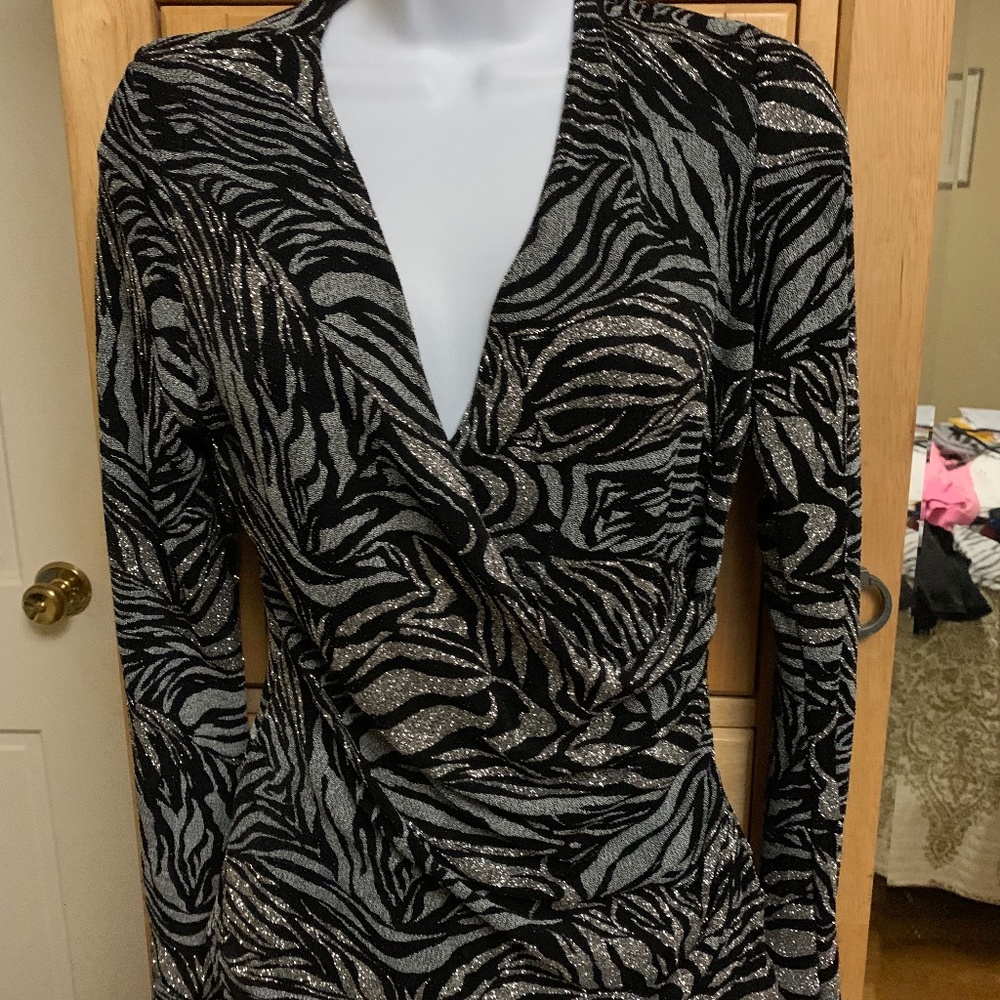Silver and Black, deep V neck, medium top